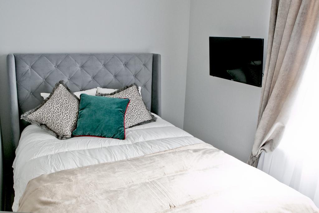 Elegant City Center Apartment 7B Cracovia Esterno foto